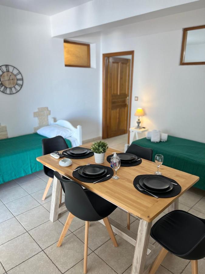 Katerina Apartments & Studios Науса Екстериор снимка
