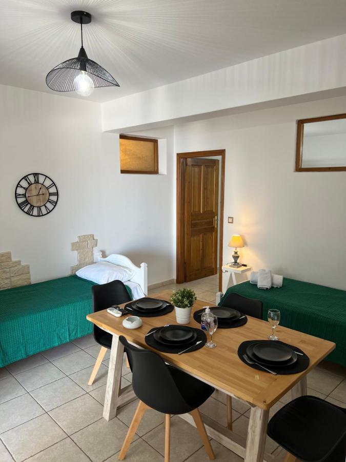 Katerina Apartments & Studios Науса Екстериор снимка