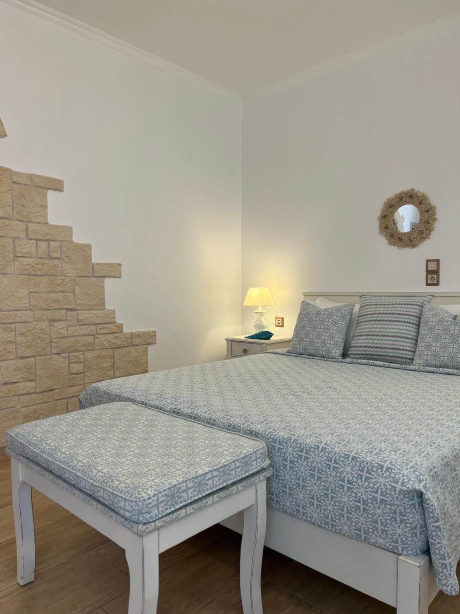 Katerina Apartments & Studios Науса Екстериор снимка