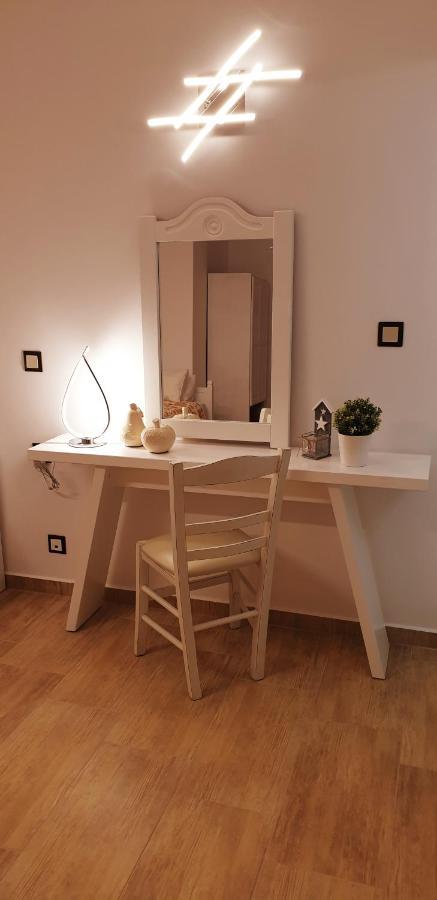 Katerina Apartments & Studios Науса Екстериор снимка